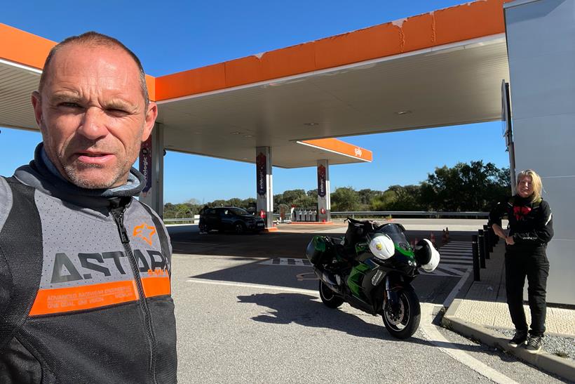 Neevesy makes a fuel stop in Europe with the Kawasaki Ninja H2 SX SE