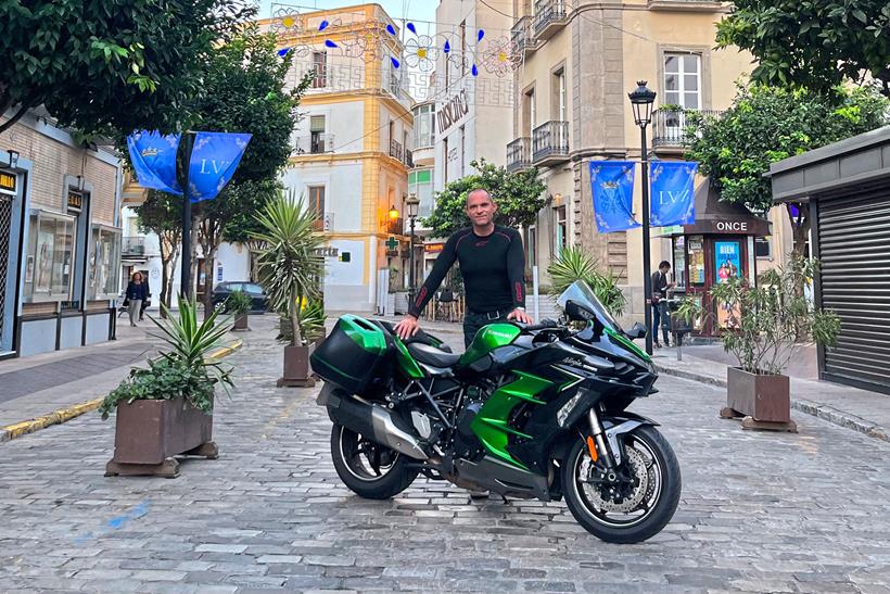 Kawasaki H2 SX SE in Tarifa