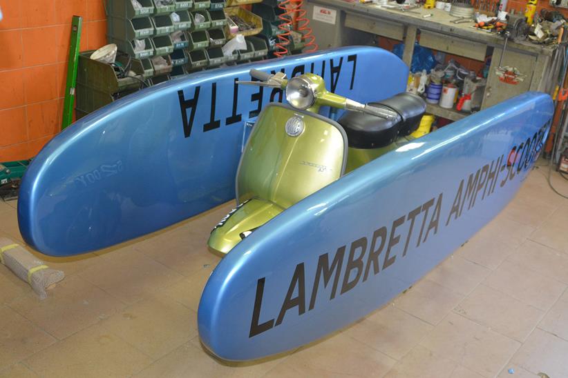 Lambretta J125 amphibious vehicle