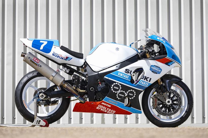 Team Classic Suzuki GSX-R1000 K1