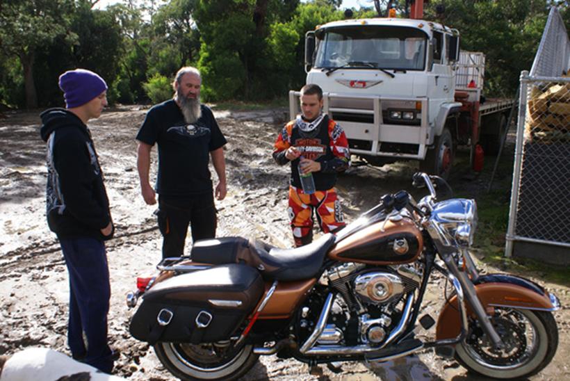 Harley-Davidson Road King backflip