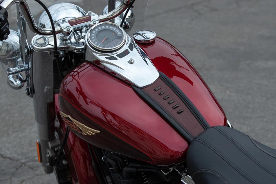 HARLEY-DAVIDSON HERITAGE CLASSIC (2023 - On) Review