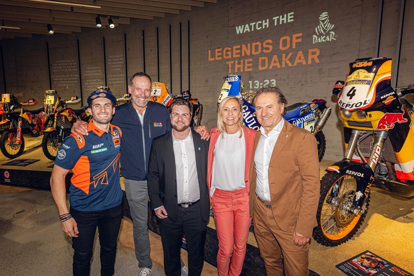 KTM Dakar legends Kevin Benavides, Heinz Kinigadner, Bürgermeister Daniel Lang, Eva Priewasser, Hubert Trunkenpolz