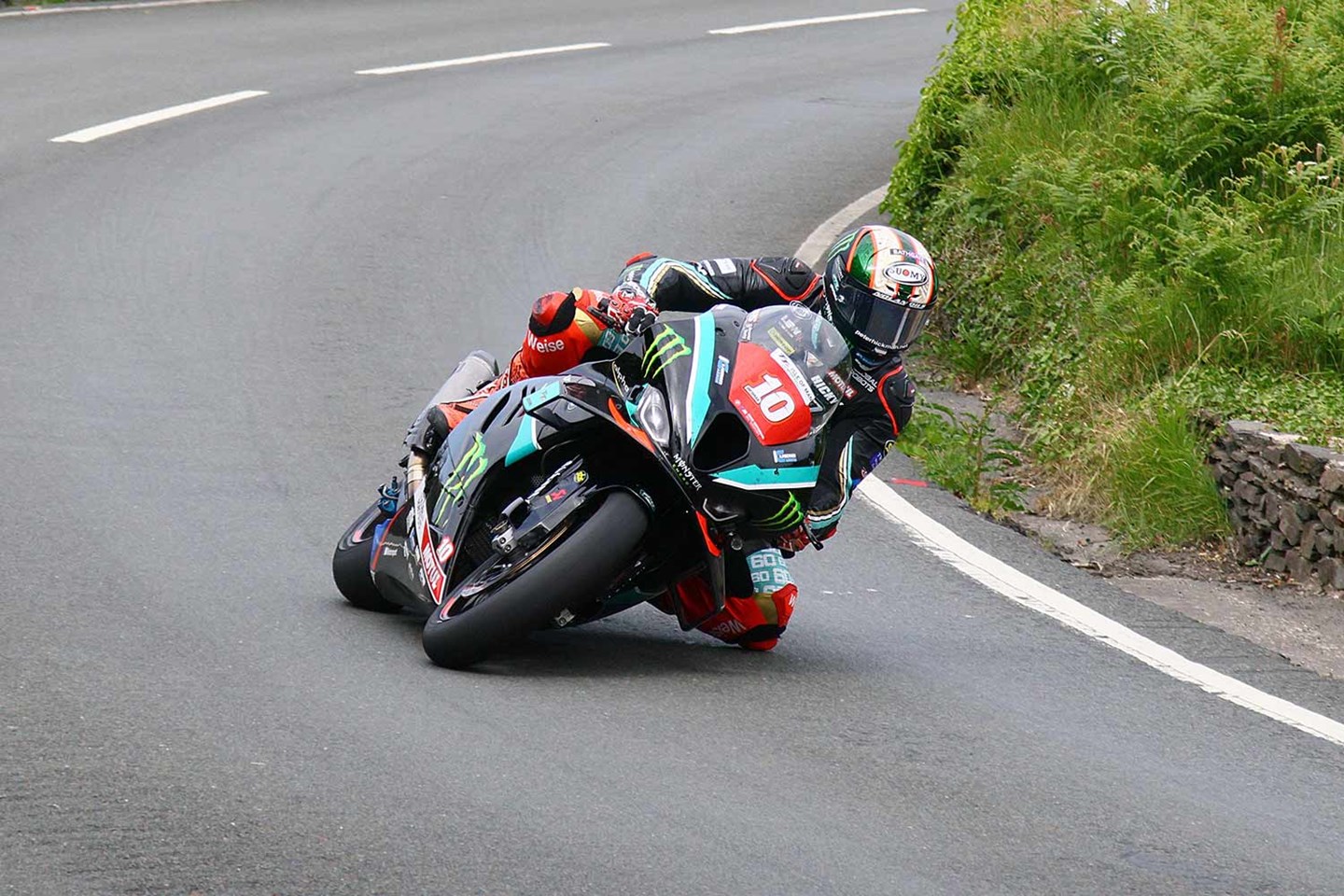 Ilha de Man, 2022 – Michael Dunlop vence a Supersport - Novo