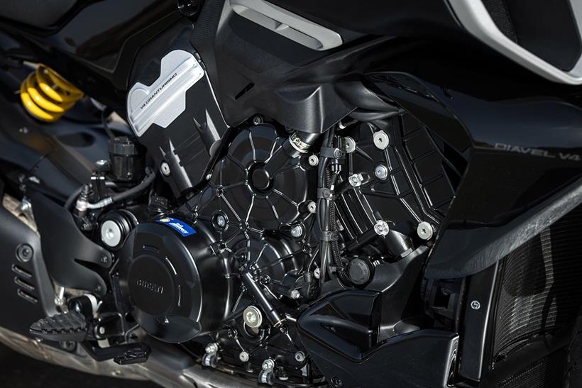 Ducati Diavel V4 engine