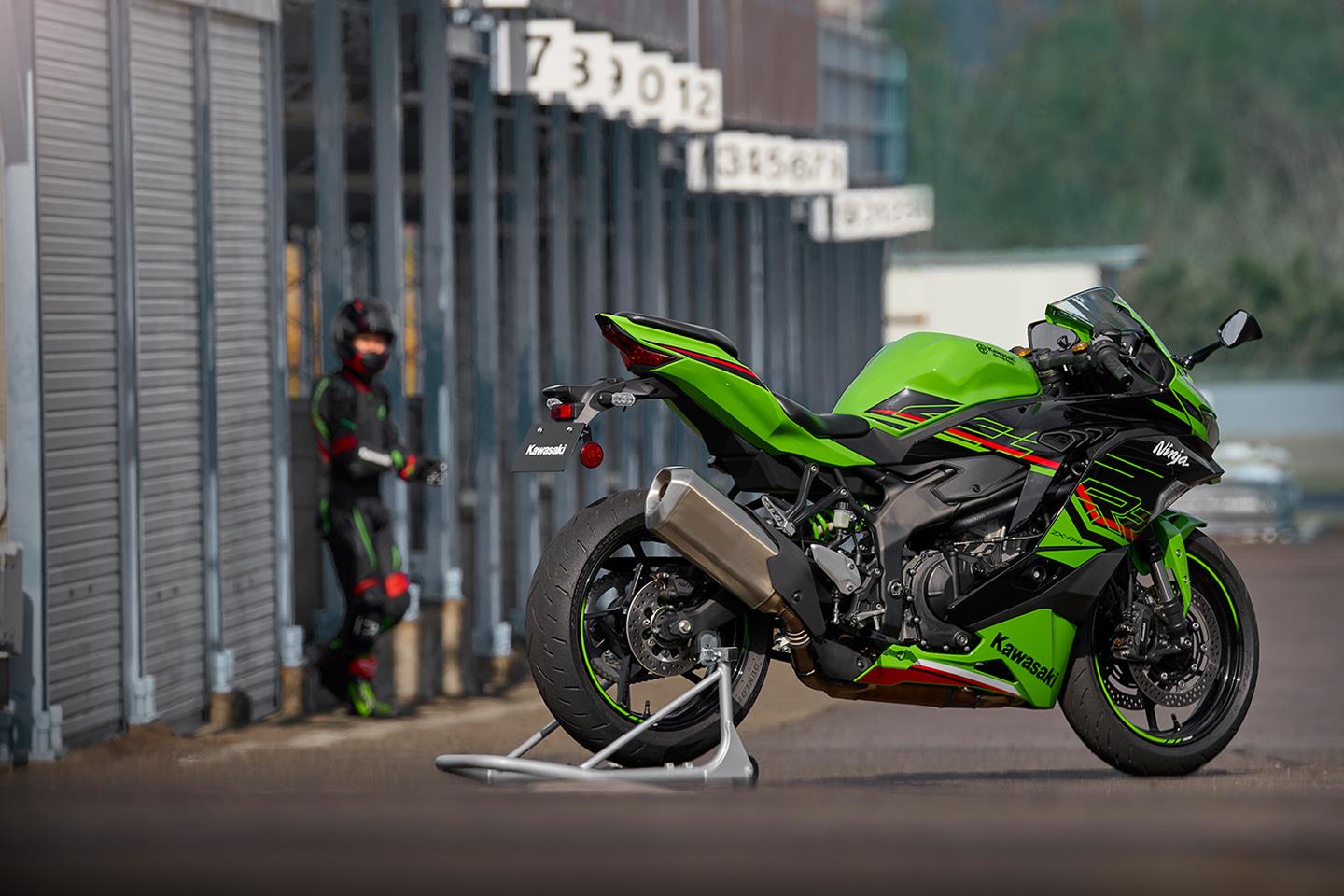 Kawasaki ZX-4RR to arrive in September costing less than £9000
