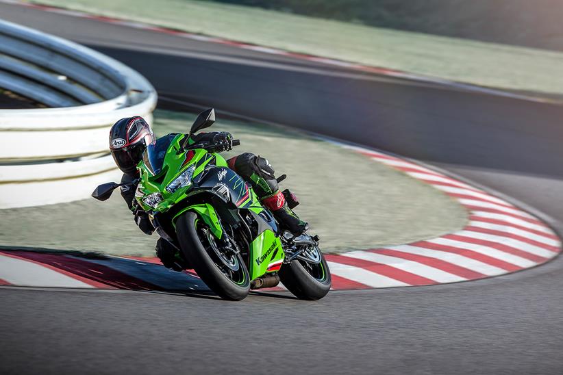 Cornering on the Kawasaki ZX-4RR