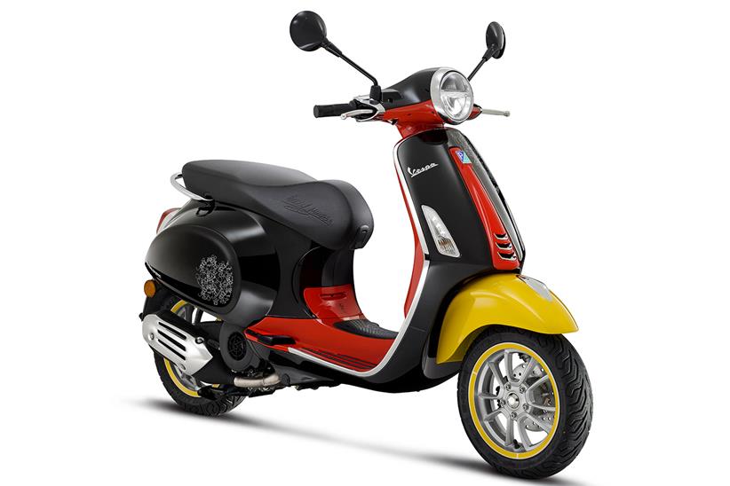 Vespa Mickey Mouse edition