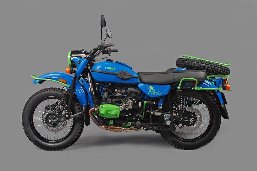 Ural Gear Up Green Tanager bike side