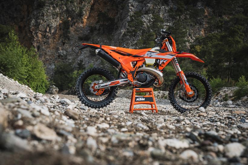 KTM 300 EXC Hardenduro right side