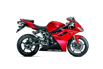 Triumph Daytona 675 gets minor makeover