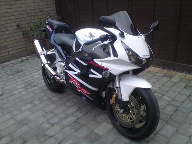 Honda deals fireblade 2002