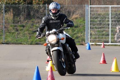 MCN man tries the swerve exercise