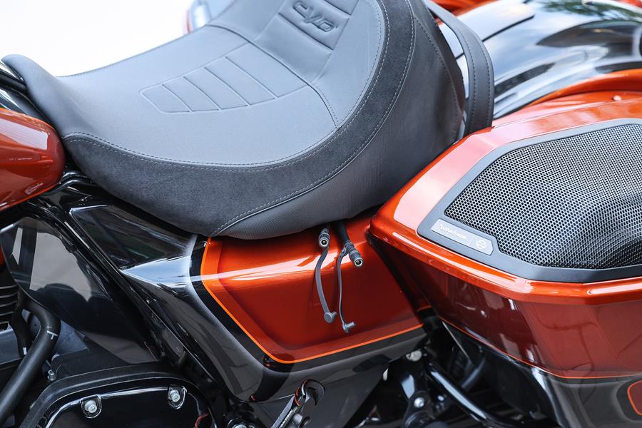 Harley-Davidson CVO 121 Road Glide seat