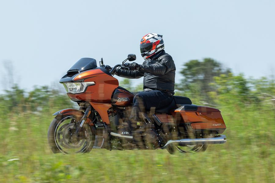 Harley-Davidson CVO 121 Road Glide left side action shot