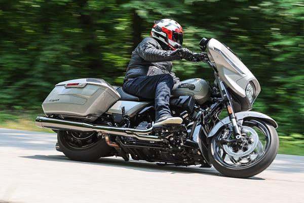 Harley-Davidson CVO121 Street Glide reviewed by MCN's Rich Newland