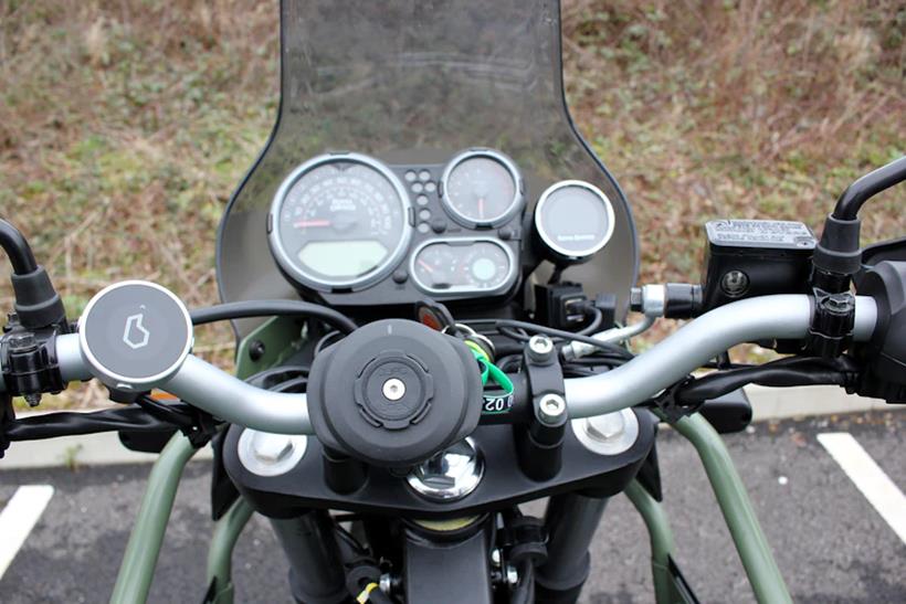 Beeline Moto fitted to Royal Enfield Himalayan