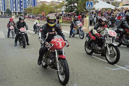 Spanish rally draws classic Brit bikers 