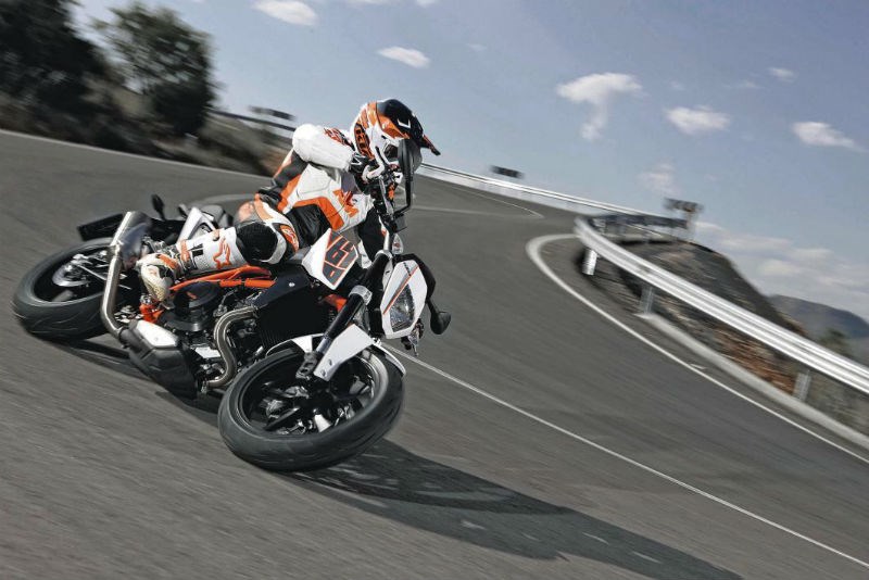 2012 KTM Duke: most potent single-cylinder road bike ever | MCN 2012 KTM Duke: most potent single-cylinder road bike ever | MCN
