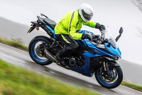 Stand out from the crowd: Best hi viz motorbike kit