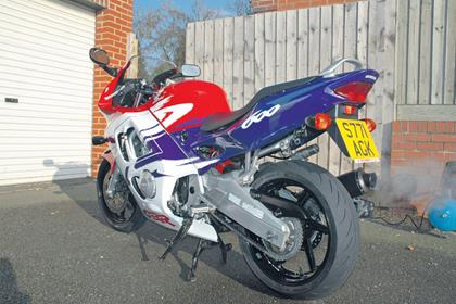 Honda CBR600F-W