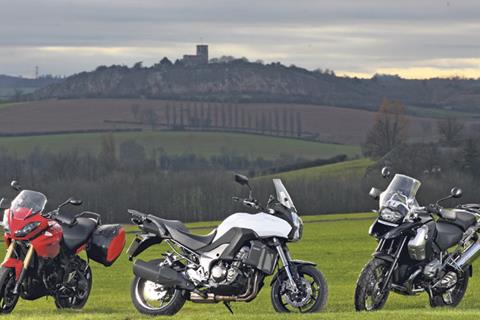 Video: Kawasaki Versys 1000 takes on R1200GS and Tiger 1050