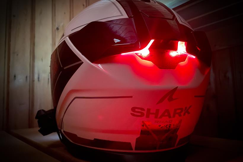 SHARK Skwal i3 rear LEDs