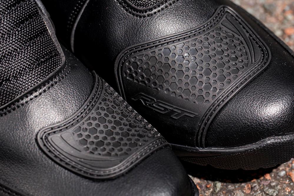 Best Motorcycle Boots As Chosen By MCN Think On Your Feet Rstboots 2023 004 1