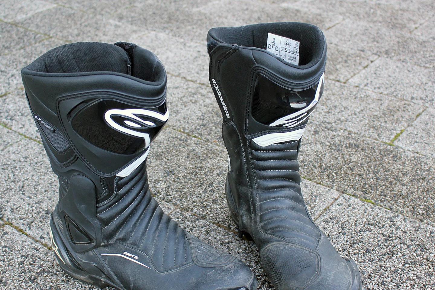 Tried and tested Alpinestars SMX 6 V2 Drystar review