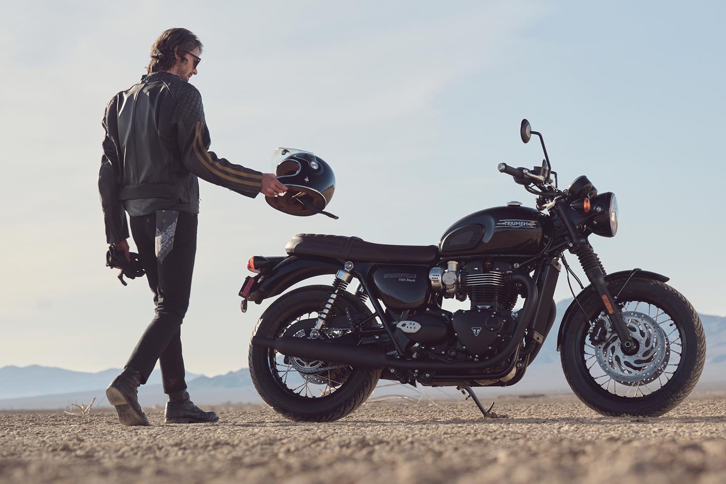 Triumph Modern Classics – Which Is The One For You?