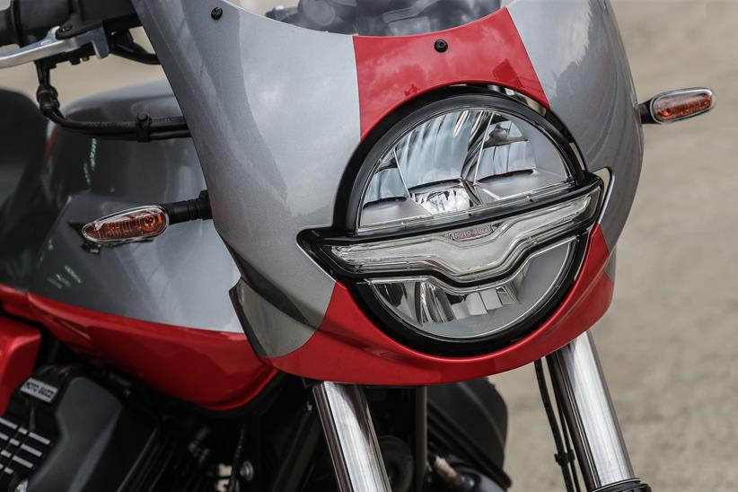 Moto Guzzi V7 Stone Corsa