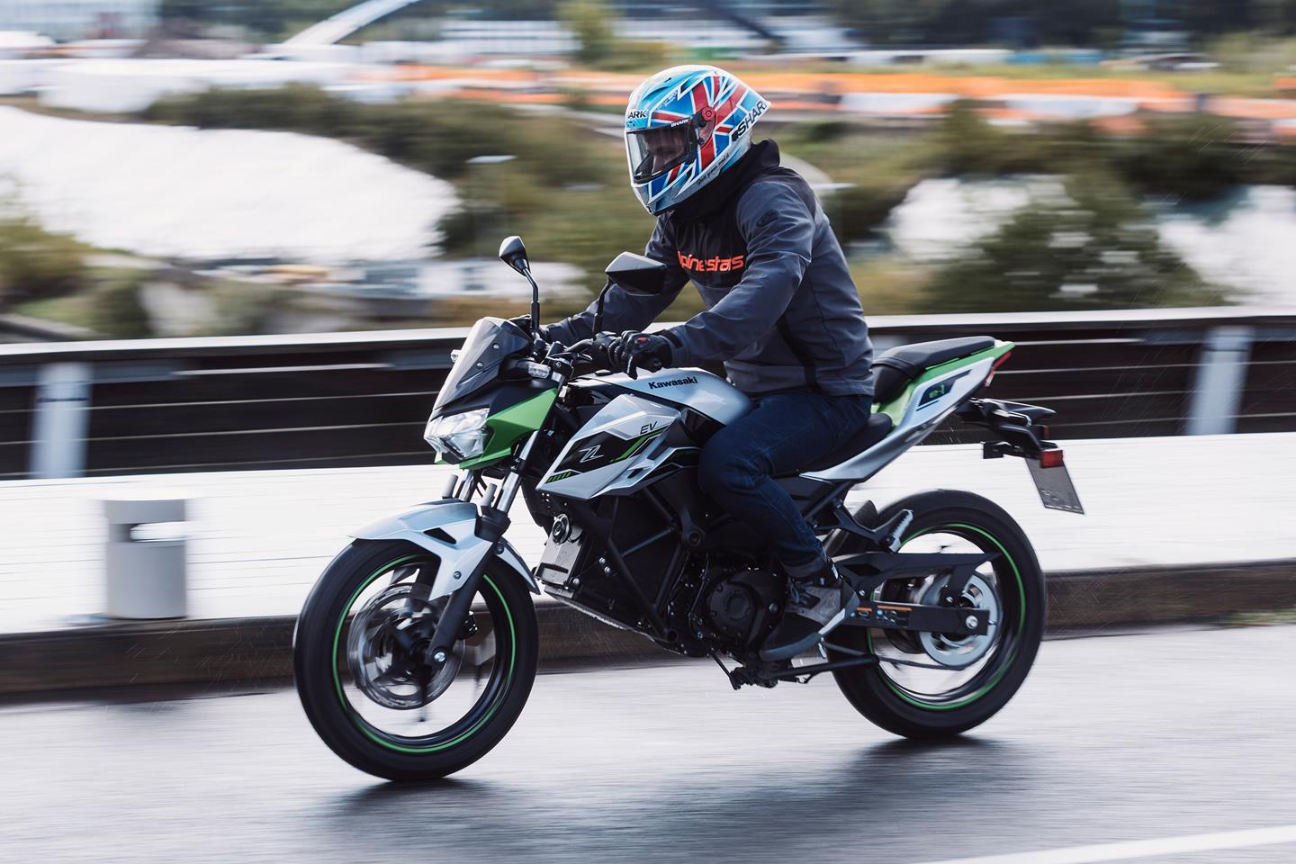 KAWASAKI Z E-1 (2024 - on) Review