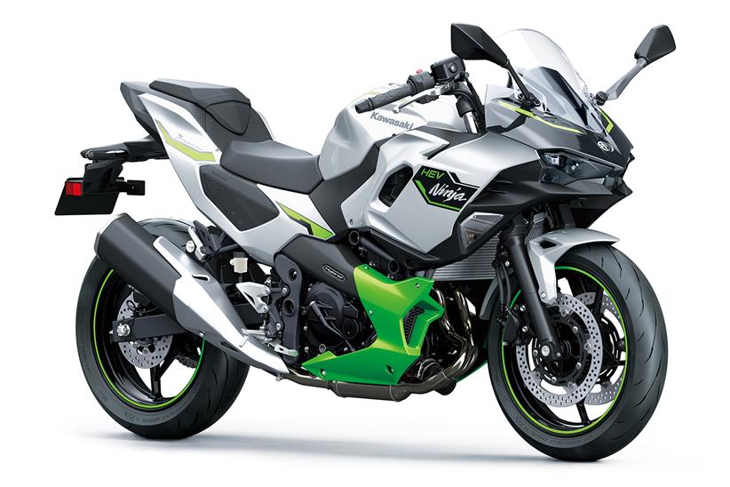 Right side view of the Kawasaki Ninja 7 HEV