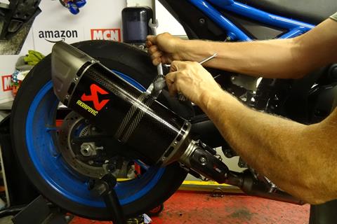 How to: Fit an exhaust system