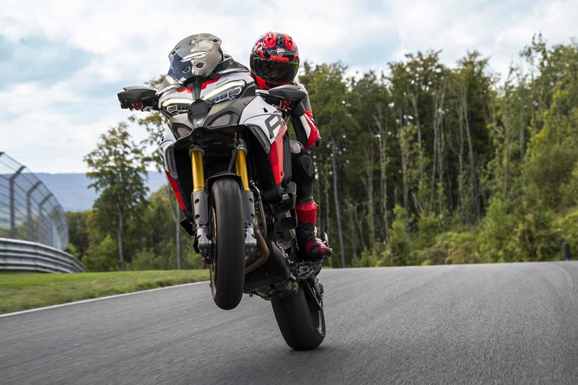 Ducati Multistrada V4 RS wheelie