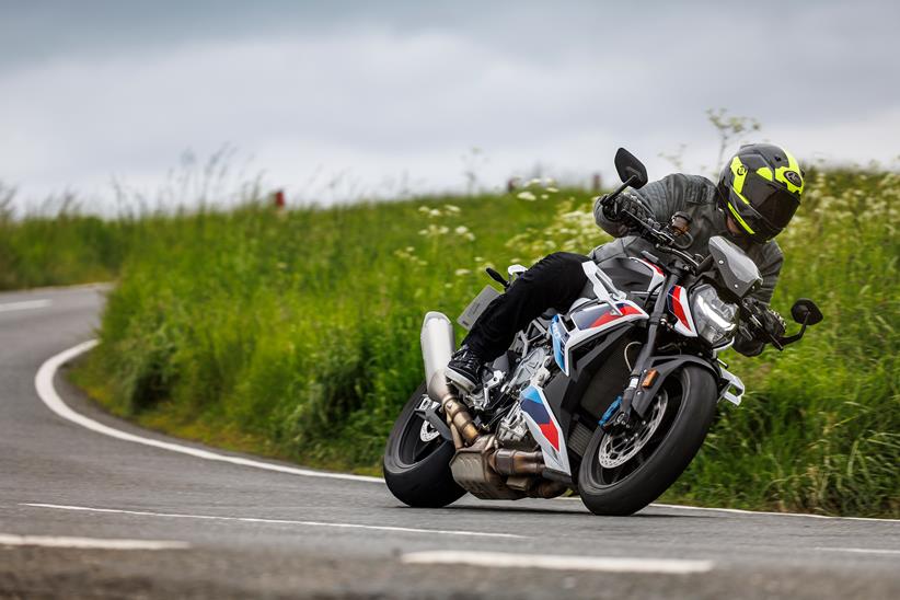 Riding a BMW M1000R in the wind