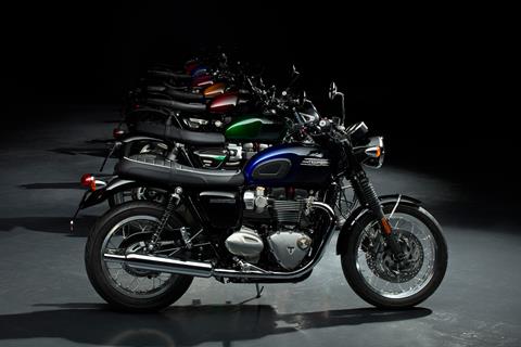 Fade to black: Triumph announces Stealth Editions of Bonneville family