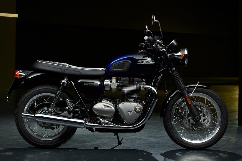 Triumph Bonneville T120 Stealth Edition