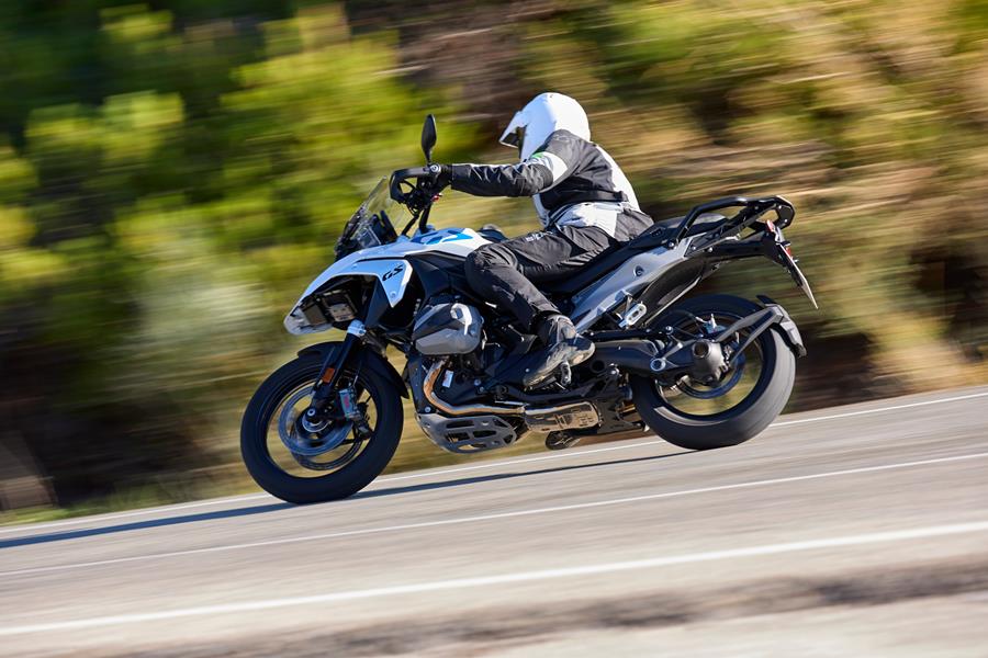 BMW R1300GS monsters its way through the countryside