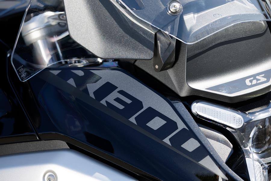 BMW R1300GS fuel tank graphic