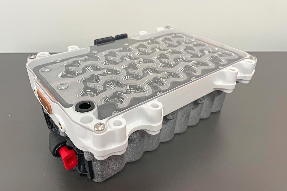 Techwatch: Immersion-cooled Batteries: Light, Small, Fast-charging And ...