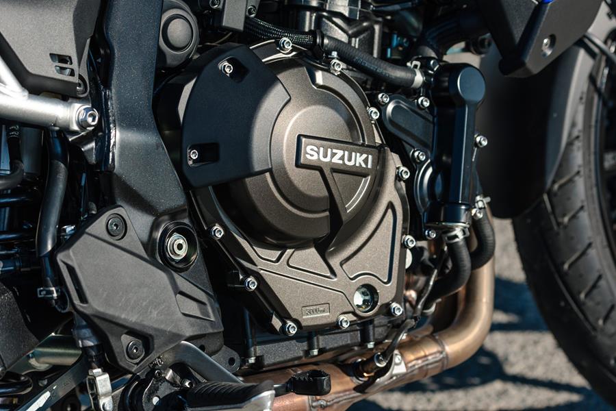 Suzuki V-Strom RE engine