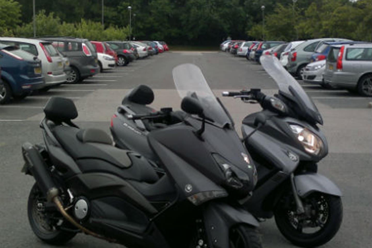 Staff blog: Burgman v Tmax: the jury's out | MCN