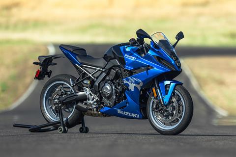 2024 Suzuki GSX-8R: the 8S gets a sportier (parallel) twin