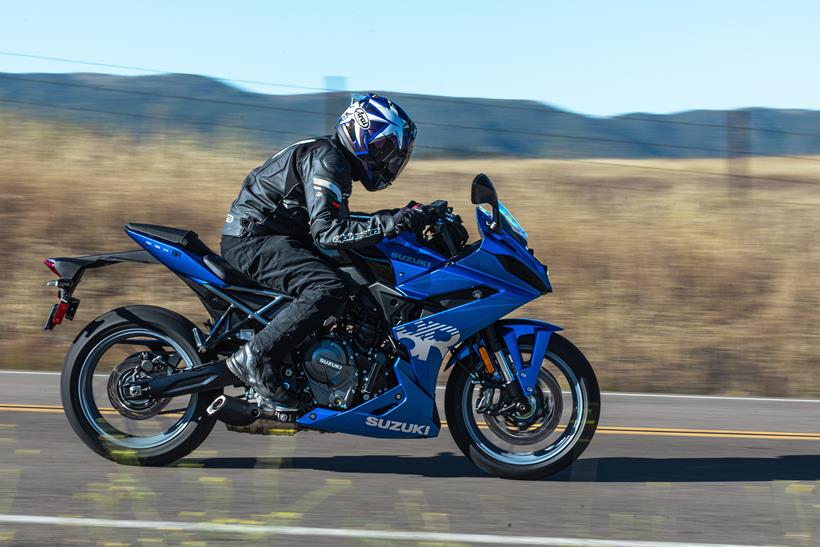 2024 Suzuki GSX-8R side profile