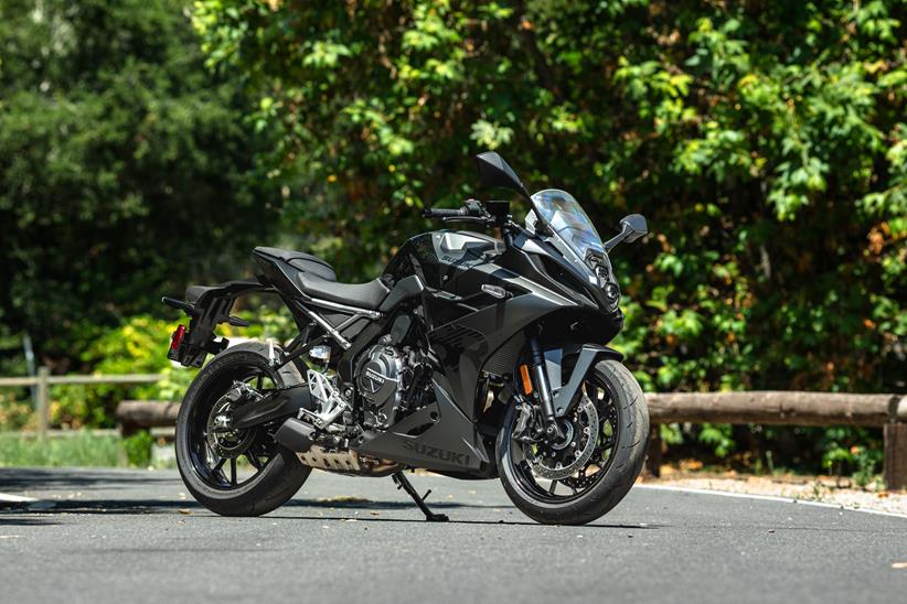 2024 Suzuki GSX-8R in black front