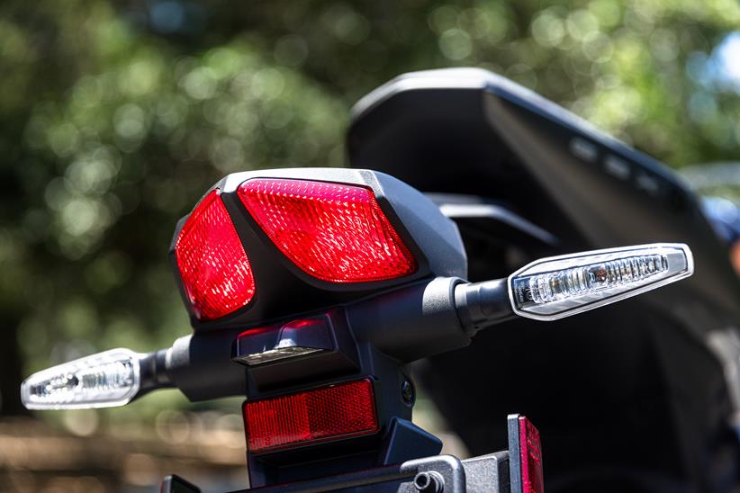 2024 Suzuki GSX-8R rear light details