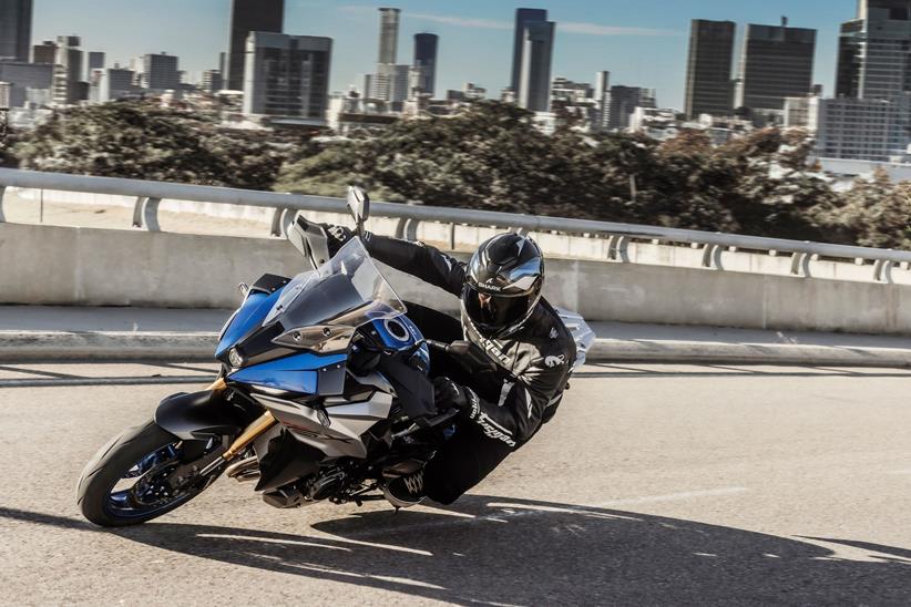 Suzuki GSX-S1000GX - front shot with lean