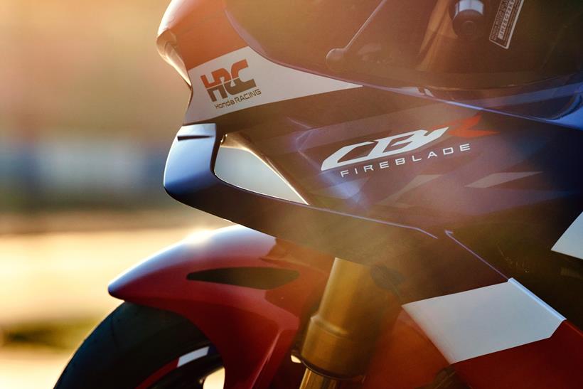 Honda CBR1000RR-R Fireblade SP wing