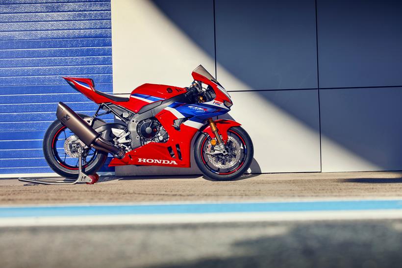 Honda CBR1000RR-R Fireblade SP static side profile